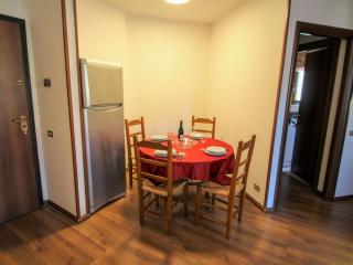Apartment Magnolia by Interhome - Porto Valtravaglia - 2