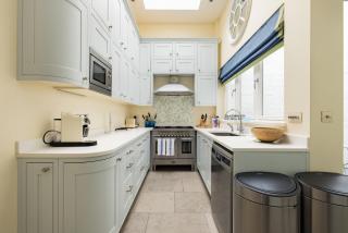 The Chelsea Abode - 4BDR Home with Terrace - Londra - 8