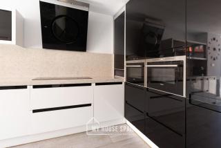 MyHouseSpain - Espacioso piso con parking - Gijón - 3