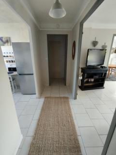 Olbus Riquier, Stylish and Bright Apt, Wifi - Hyères - 4