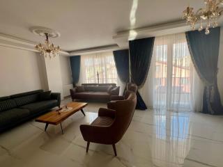 Entire Luxury Apartment - Derince - 5