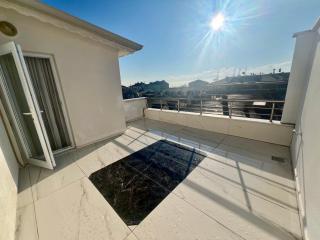 Entire Luxury Apartment - Derince - 3