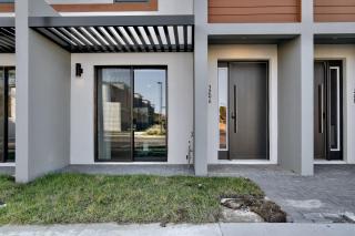 New Great Townhouse In The Hub - 0