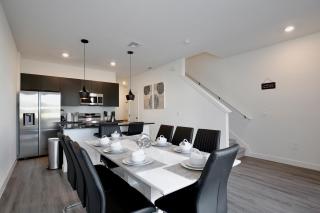 New Great Townhouse In The Hub - 8