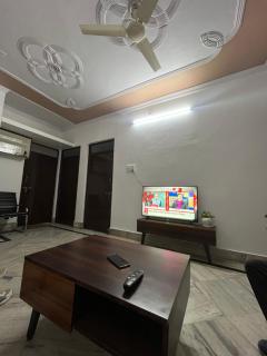 Paying guest hotel - Prayagraj - 6