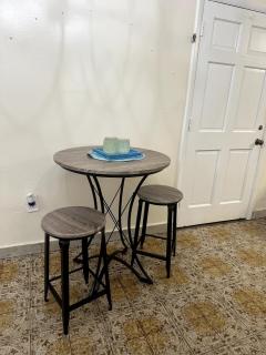 SHARED room for MEN - Tropical Room - Bunk 2 - 2