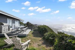 Moonstruck Beach House - Lincoln City - 1