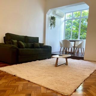 Apartamento Iluminado em Arpoador Ipanema - Rio de Janeiro - 0
