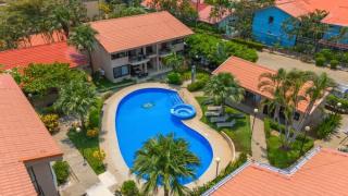 2-BD Condo with Pool Walk to Beach - Coco - 4