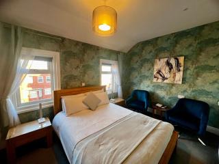 The Fossil Tree Hotel - Blackpool - 9