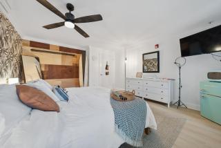 Groups Welcome! Private Boutique Hotel Rental - Sleeps 18 - Fort Lauderdale - 2