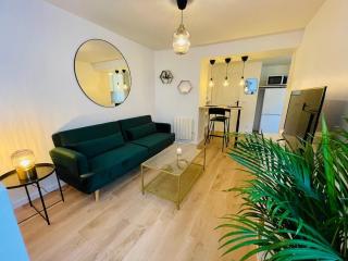 Cosy apartment City Center - Montlhéry - 0
