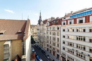 Elegant Old Town Apt with Balcony - 3