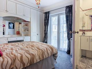Clifton Cottage - by Brighton Holiday Lets - 1