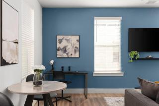 Modern Living 1B 1B Steps from Shops, Dining Fun - Pflugerville - 7