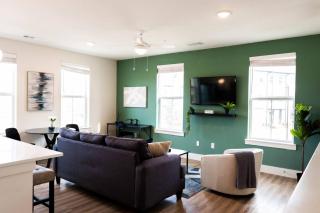 Refined Living in a Vibrant Locale Dream Stay - Pflugerville - 5
