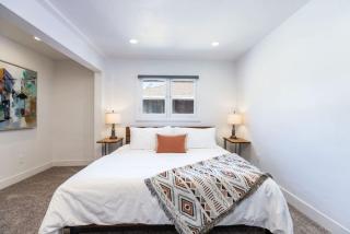 Cottage on Main Only Minutes to Downtown SLC - 5