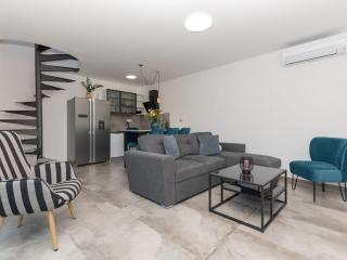Holiday Home Maja by Interhome - Donji Proložac - 3