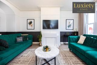 3BR Stunning Home - HIGH STREET LOCATION by Luxiety Stays Serviced Accommodation - Chelmsford - 0