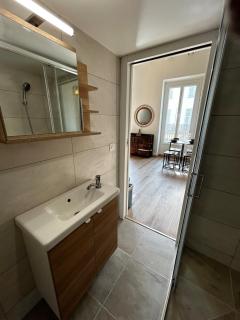 Cosy Studio Climatisé en plein cœur de Nice - 2