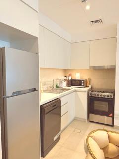 Dreamy one bedroom Apartment Dubai - Dubai - 3