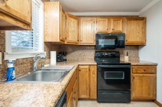 Idas Ideal Homestead cozy 3Bed1Bath perfect for Work Stay or Family Vacay - 1