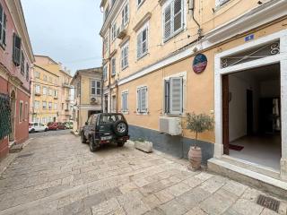 Dion and Eva's OldTown Apartment - Città di Corfù - 2