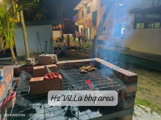 PRIVATE VILLA 6room near beach,wifi,netflix,fullchannel astro,privatepool,karaoke,cuckoo walking to beach - Port Dickson - 2