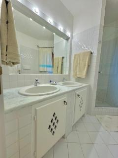 Waterfront Port House - 9