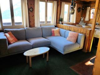 Haus Chalet Beverin - 1