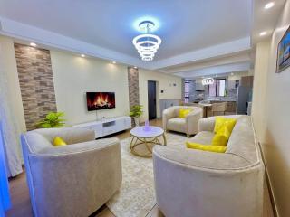 modern hidden gem apartment with heated swimming pool well equipped gym,child play area,ample parking space and amazing scenic views - Nairobi - 5