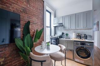 153-1G Newly Renovated 2BR Lower East Side - 4