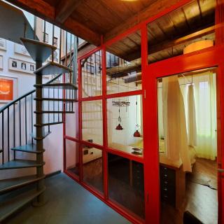 la casa verde nel centro storico - 9