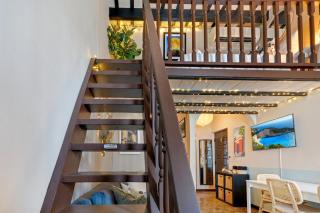 Chic 1-Bedroom & Loft in Prime Location - 4