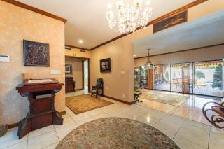 Luxury 4BR Home with Pool, Hot Tub & Movie Theater - Port Charlotte - 5
