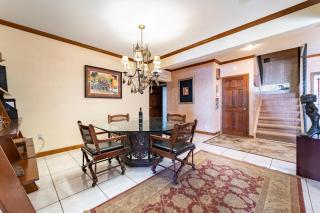 Luxury 4BR Home with Pool, Hot Tub & Movie Theater - Port Charlotte - 3