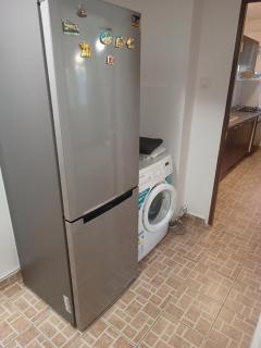 Apartament 2 camere langa Aeroport - 1