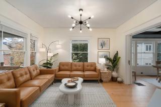 Cozy Oasis - 5BD Craftsman Home - Arcade - 4