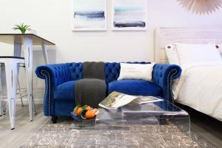 240-6 New Studio Prime Location W&D in unit - 1