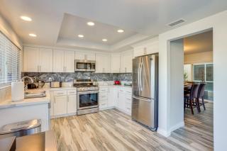 1 Mi to Capistrano Beach Home with Balcony and Grill - 2