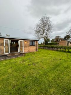 Vicarage Hideaways - Halvergate - 1