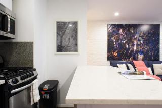 26-4B Newly Furnished 1BR W&D Courtyard - New York - 1
