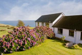 Sea View Farmhouse - Cushendun - 8