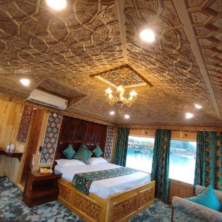 LUXURY Suite BY SP Group OF Houseboats - Srinagar - 0