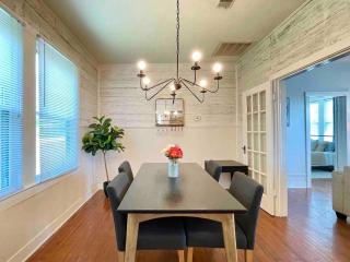 Historic & Chic Beaumont Getaway - Beaumont - 6