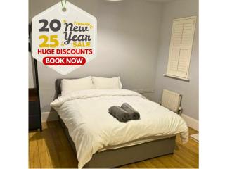 4br 2bath Home In Colchester Perfect For Big Group - Mile End - 0