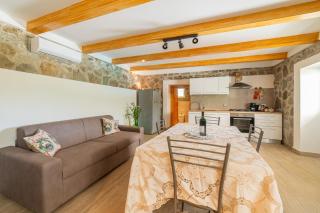 Sicily Stone Cottage - 2