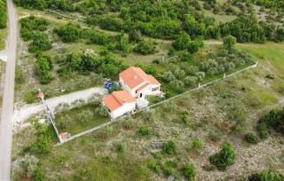 2 Bedroom Amazing Home In Pridraga - Pridraga - 6