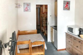 Studio familial avec balcon à Modane 18 m² vue montagne - 5