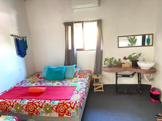 Passifloras Hostel - Quepos - 7